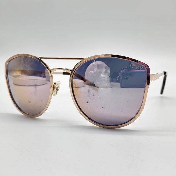 Quay Multi Colour Mirror Len Gold Tone Oversized Sunglasses - Picture 7 of 16